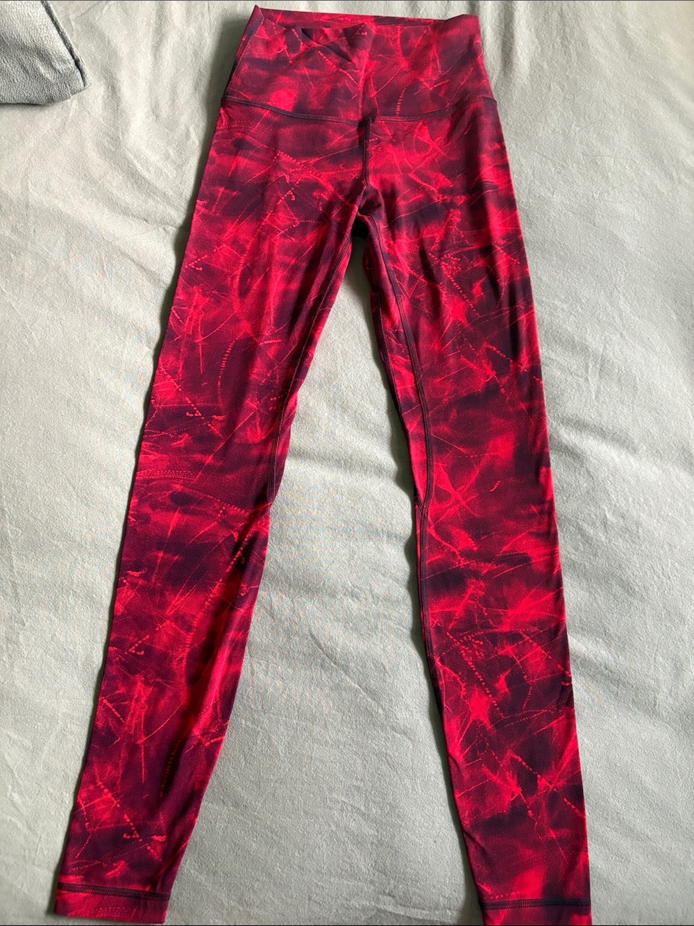 Lululemon Team Canada Align HR Pant 28" Metamorphosis Red - Size 4